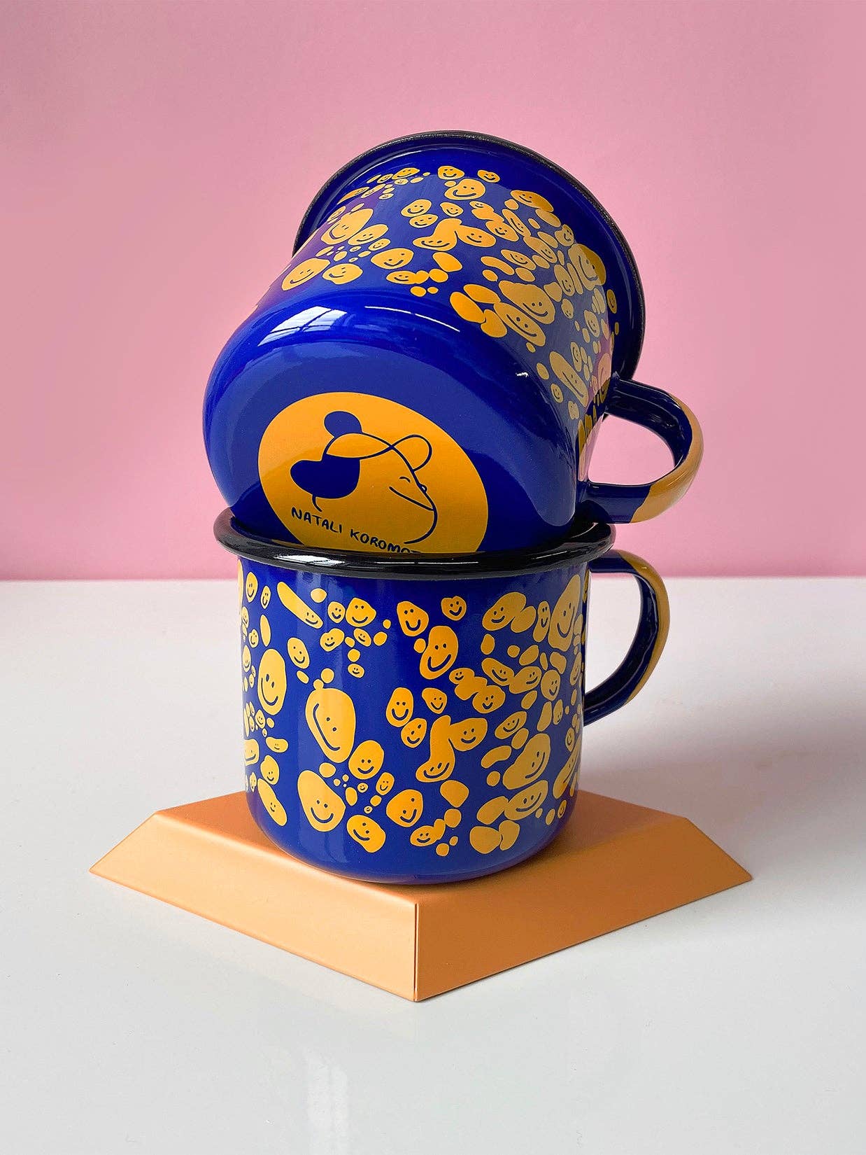 "Speckled Smileys" Enamel mug