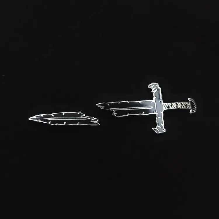 Broken Sword Double Pin