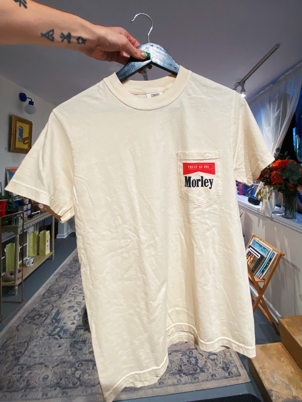 Morley T-Shirt, Trust No One