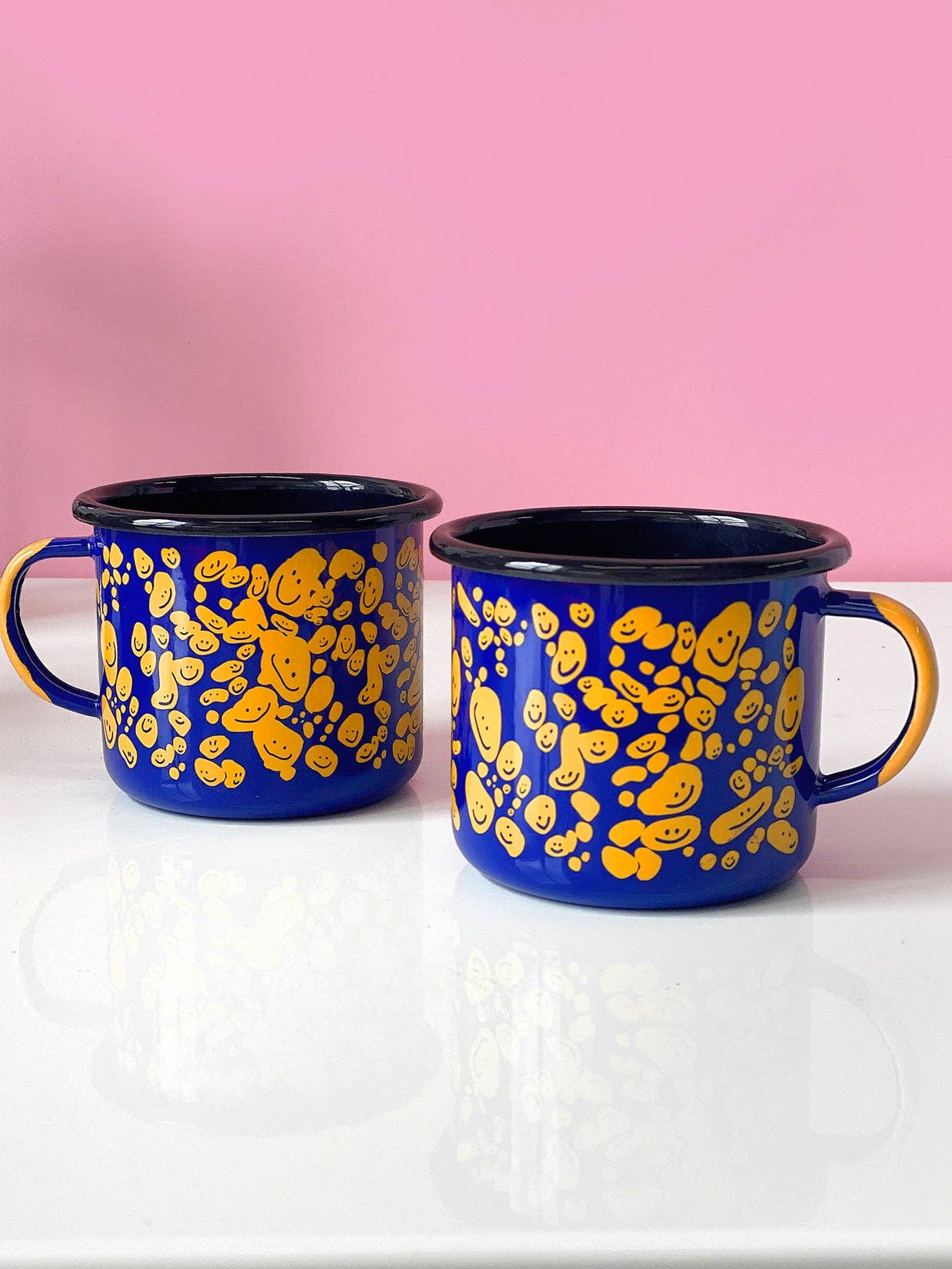 "Speckled Smileys" Enamel mug