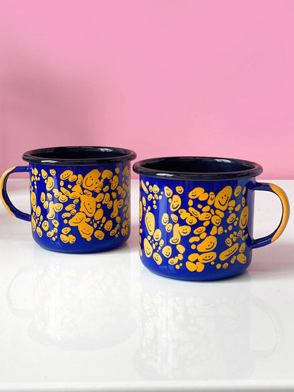 "Speckled Smileys" Enamel mug